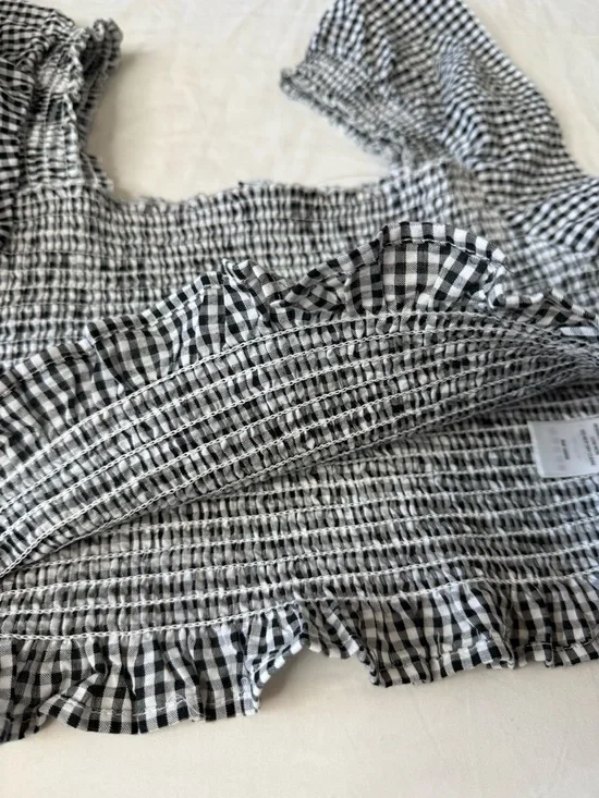 Sincerely Jules Black White Gingham Puff Sleeve Smocked Crop Top Medium - Picture 8 of 8
